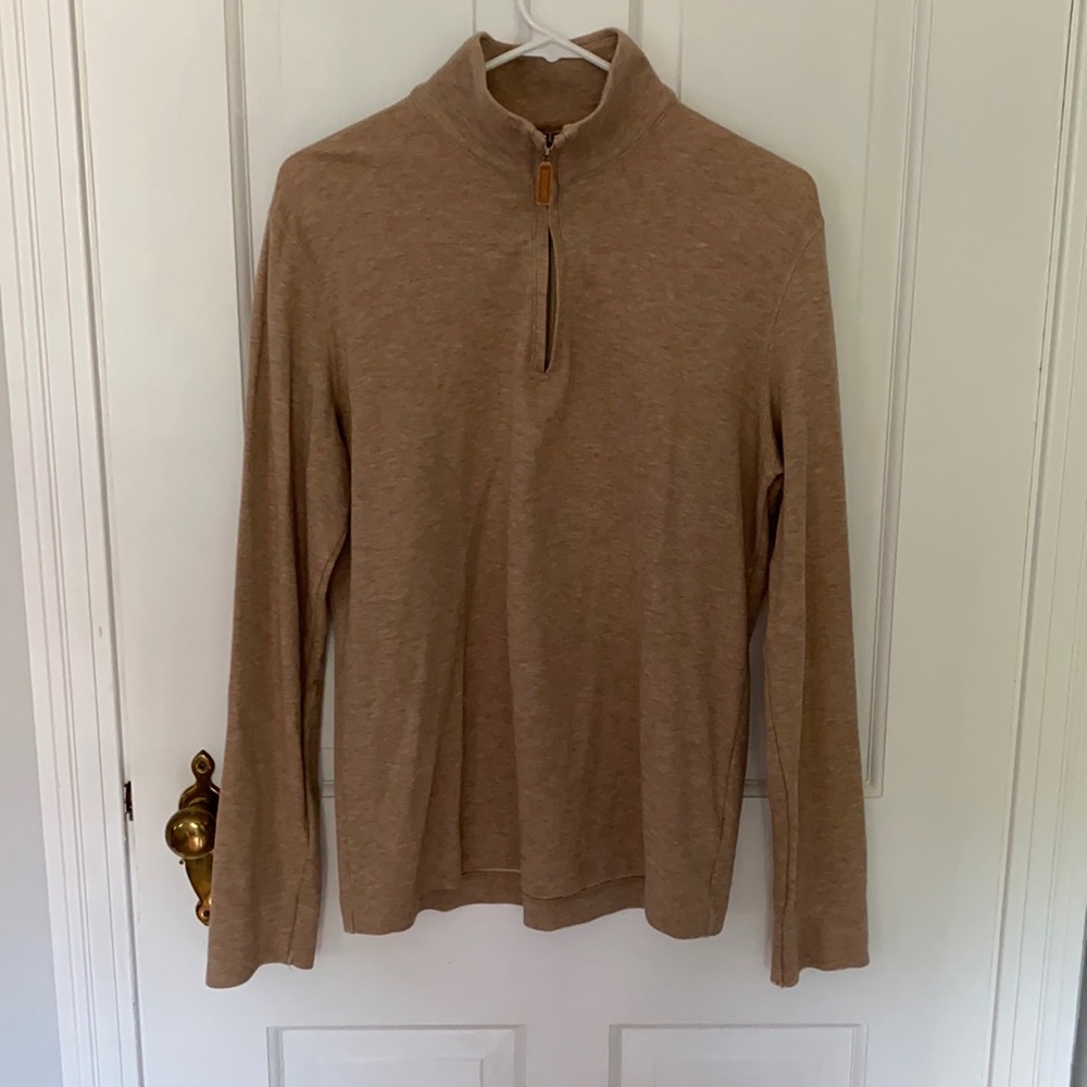 Banana republic. Men’s small. Beige quarter zip.